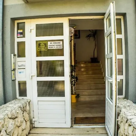 M Penthouse * Split